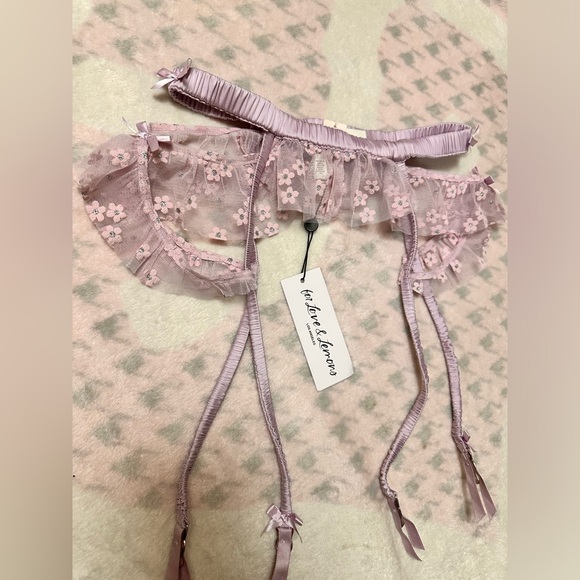 For love & Lemons garter - Picture 4 of 6